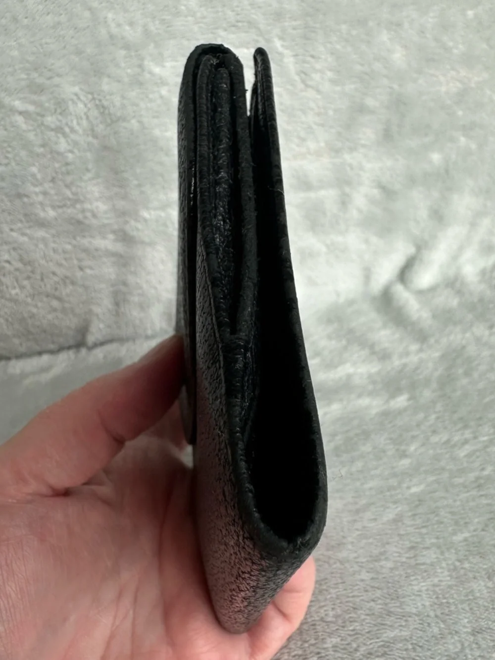 Gucci Black Leather Wallet Gold Clasp Vintage Made in Italy ✨ - Picture 4 of 14